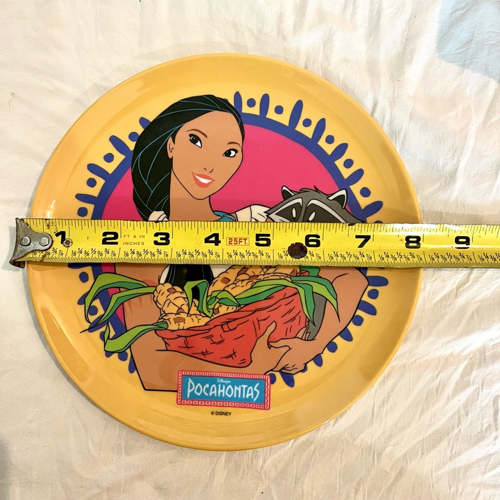 90’s Pocahontas 8in plate - Picture 4 of 5